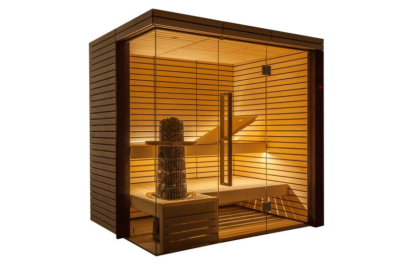 Für die Sauna «Lindea» wird Lindenholz – naturbelassen oder thermobehandelt – verarbeitet und je nach Wunsch auf Mass gefertigt. Tomwood AG.