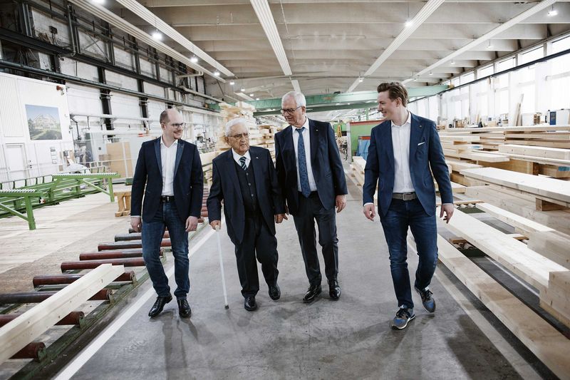 Drei Generationen, von links: Benedikt Huf, Seniorchef Franz Huf, Georg Huf und Christian Huf.