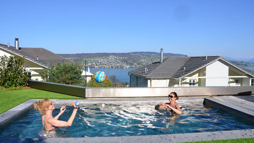 Versenkbarer Pool