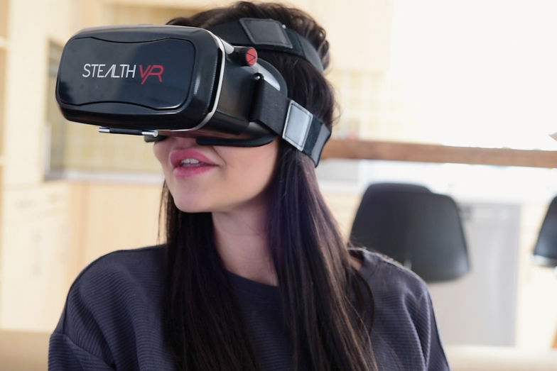 Die Beratung findet beim Kunden zuhause und über Virtual Reality statt.